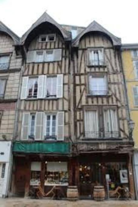 Cocoon Standing - Coeur Historique De Troyes Apartment Exterior foto